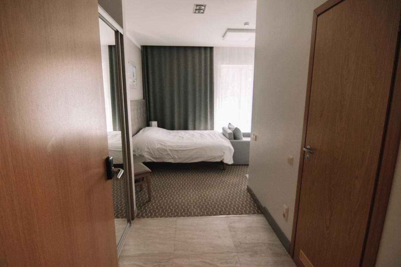 Merepargi Aparthotel & Cafe Narva-Jõesuu 外观 照片